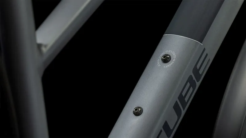 Cube Kathmandu EXC Touring Bike in Grey-2